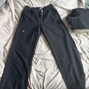 Figs Women’s Black High Waisted Isabel Scrub Pants